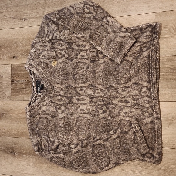 Adrienne Vittadini V Neck Sweater - Picture 1 of 4